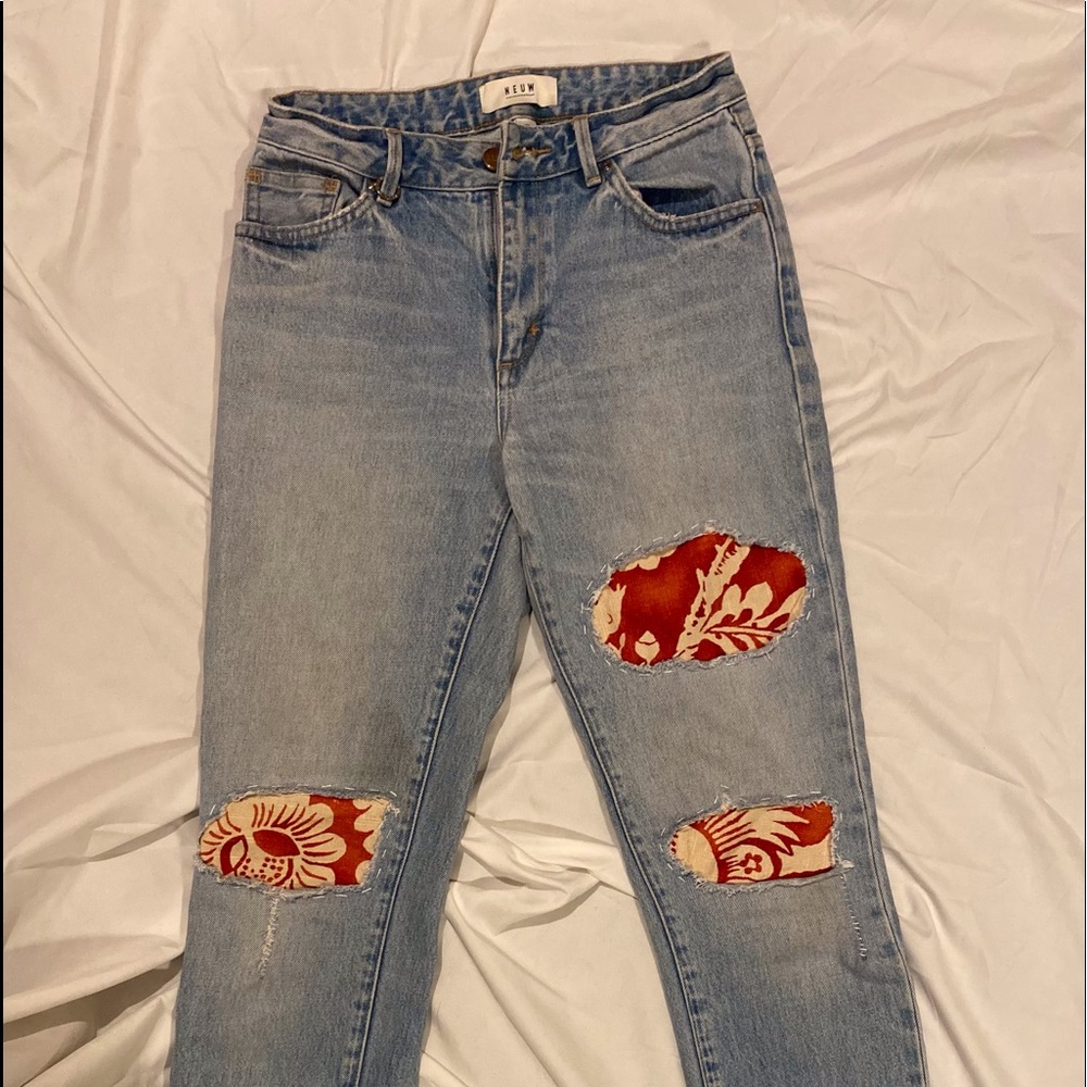Hand-Embroidered Neuw straight leg Jeans